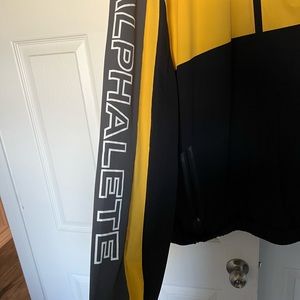 Alphalete Yellow/Black Jacket XL